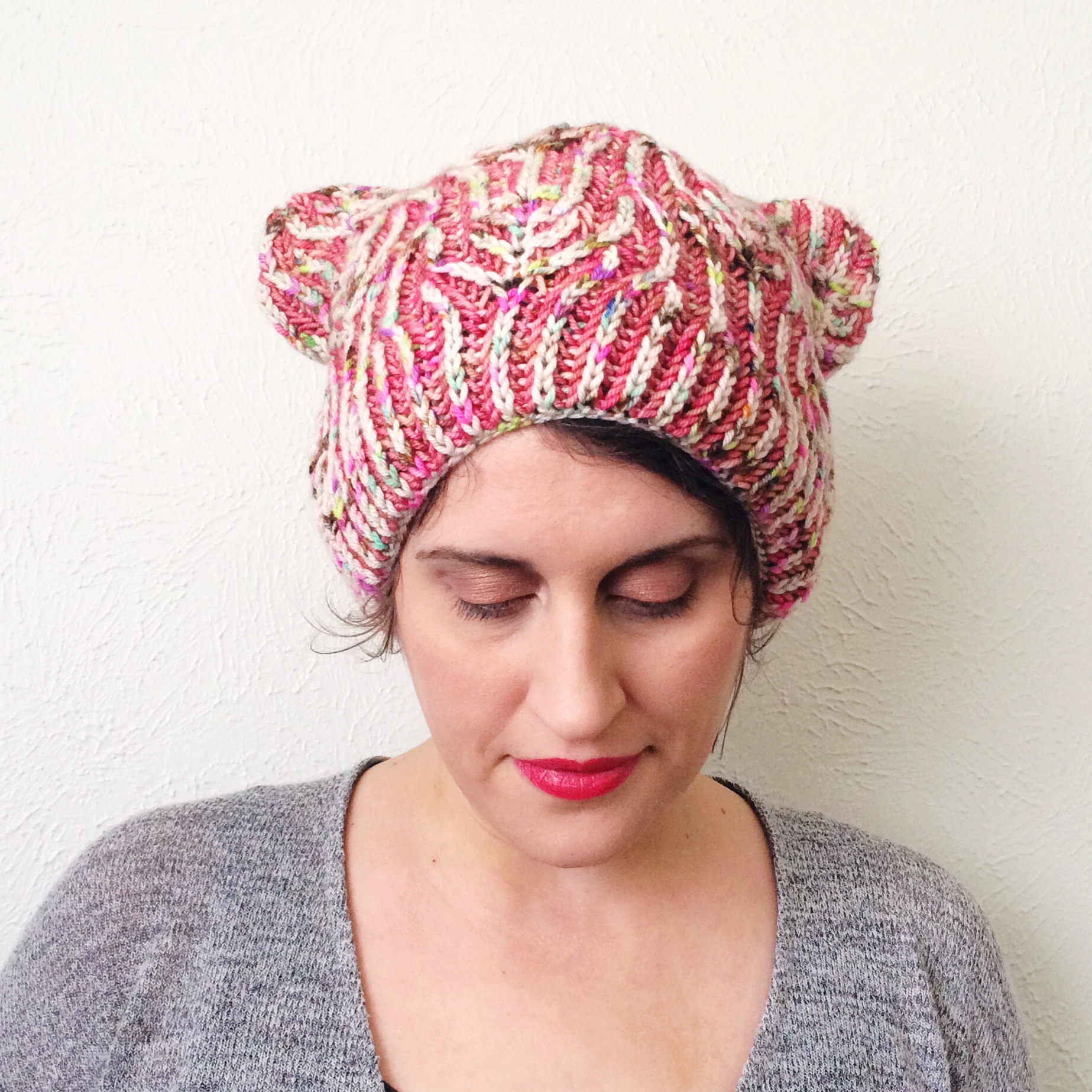 Happy Kitty Hat :: Free Knitting Pattern PDF